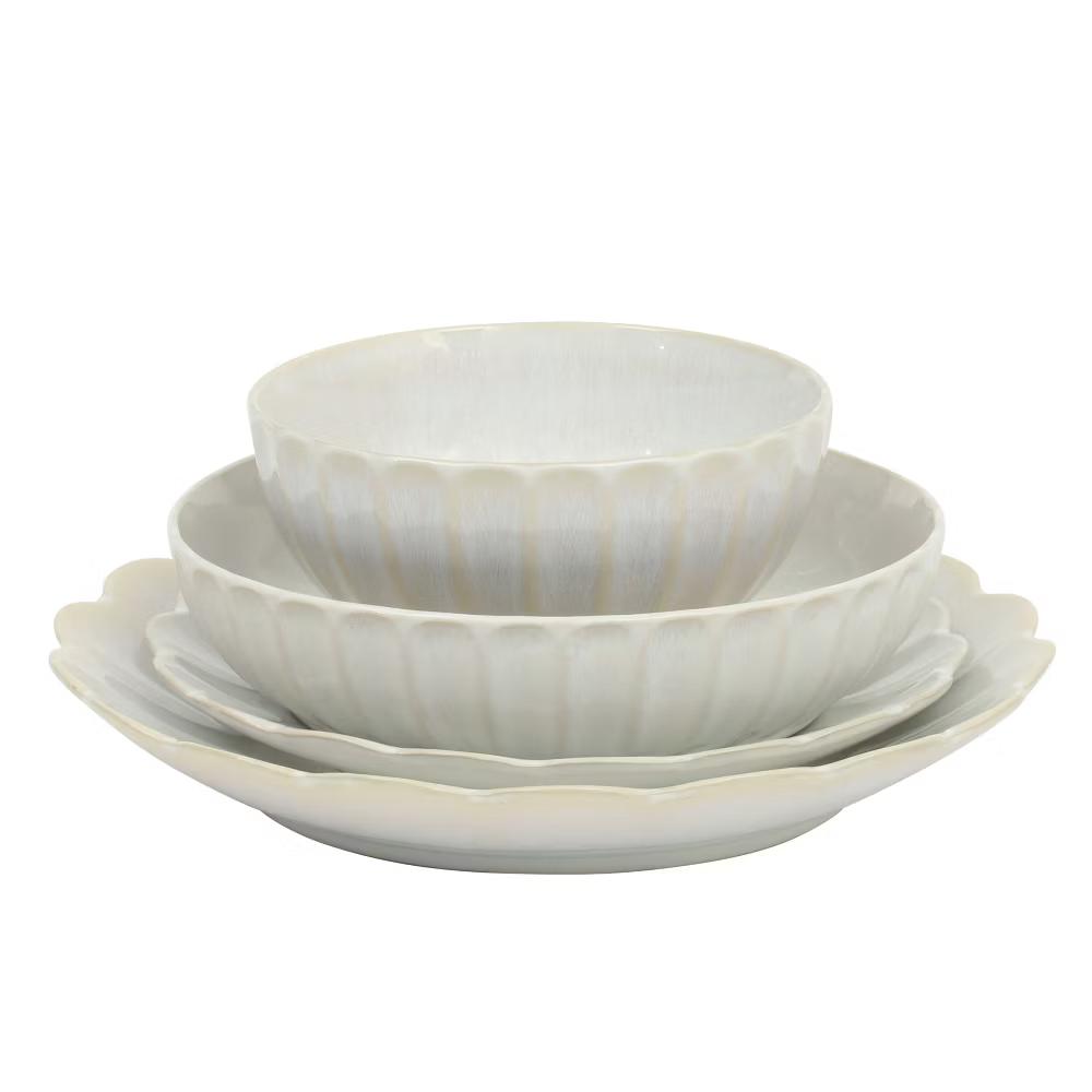 Malibu Shore 16-Piece Scalloped Stoneware Reactive Glaze (Service for 4) Ceramic Plates and Bowls Dinnerware Set - Image 8