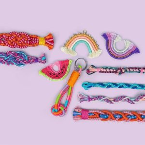 PlayMonster Loopdedoo Bracelet Maker: Creative Craft Jewelry Kit with Weaving Loom & Embroidery Floss