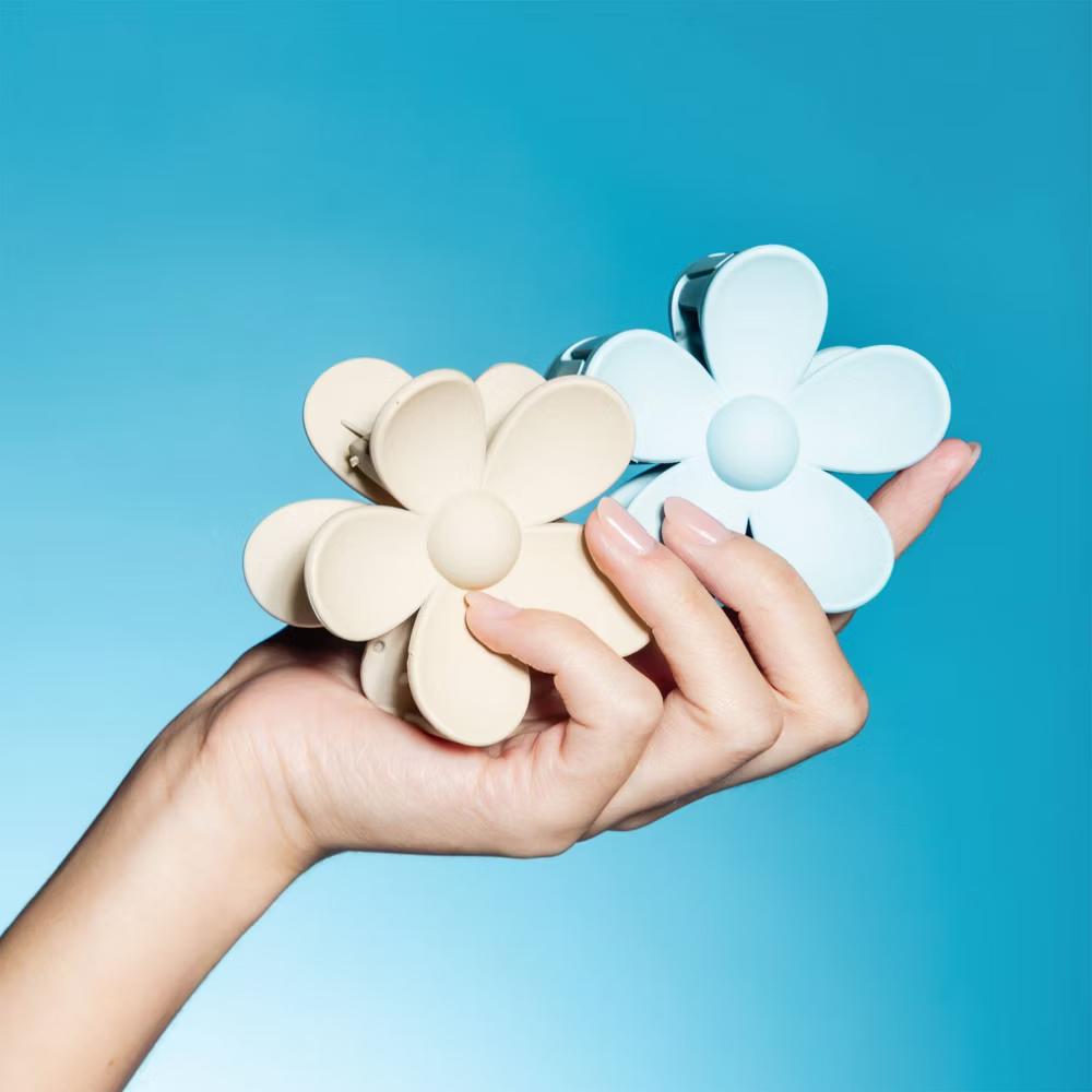 Medium Hair Flower Claw Clips - 2pc - Image 5