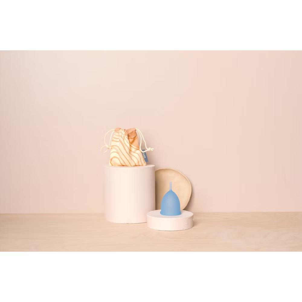 Saalt Menstrual Cup - Ocean Blue - Regular - Image 2