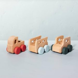 Toy Car Set - with Magnolia