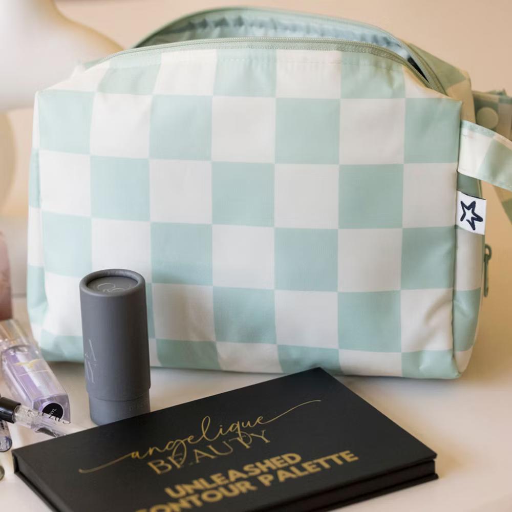 Waterproof Makeup Bag – Portable Travel Cosmetic Organizer with Handle and Secure Zipper - Image 50