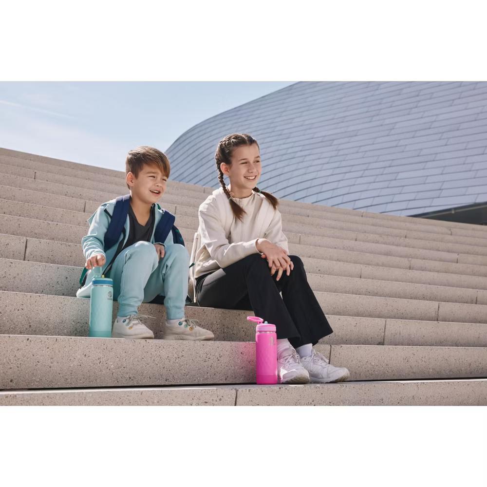 Sport 18 oz Kids Straw Lid - Image 3