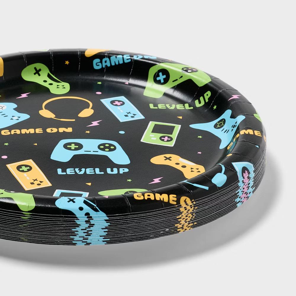 20ct Video "Game On" Party Dinner Paper Plates - Image 2