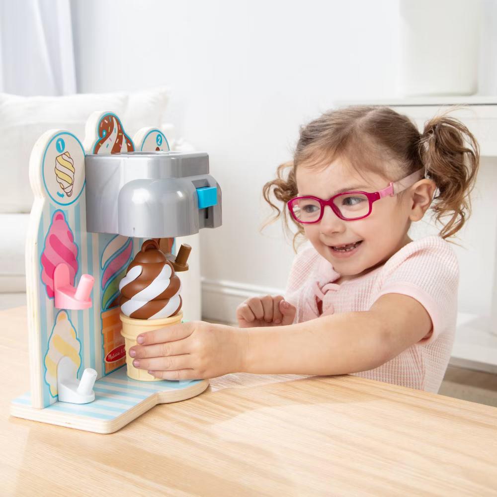 Swirl and Serve Ice Cream Play Set - Image 2