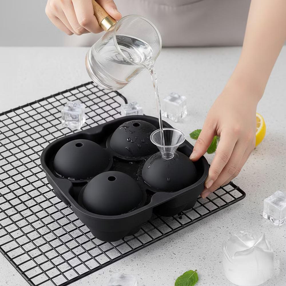 Alilang Women's 2-Pack Rose Silicone Ice Mold 4-Cavity Large Flower Ice Cube Tray with Lid - Black - Image 4