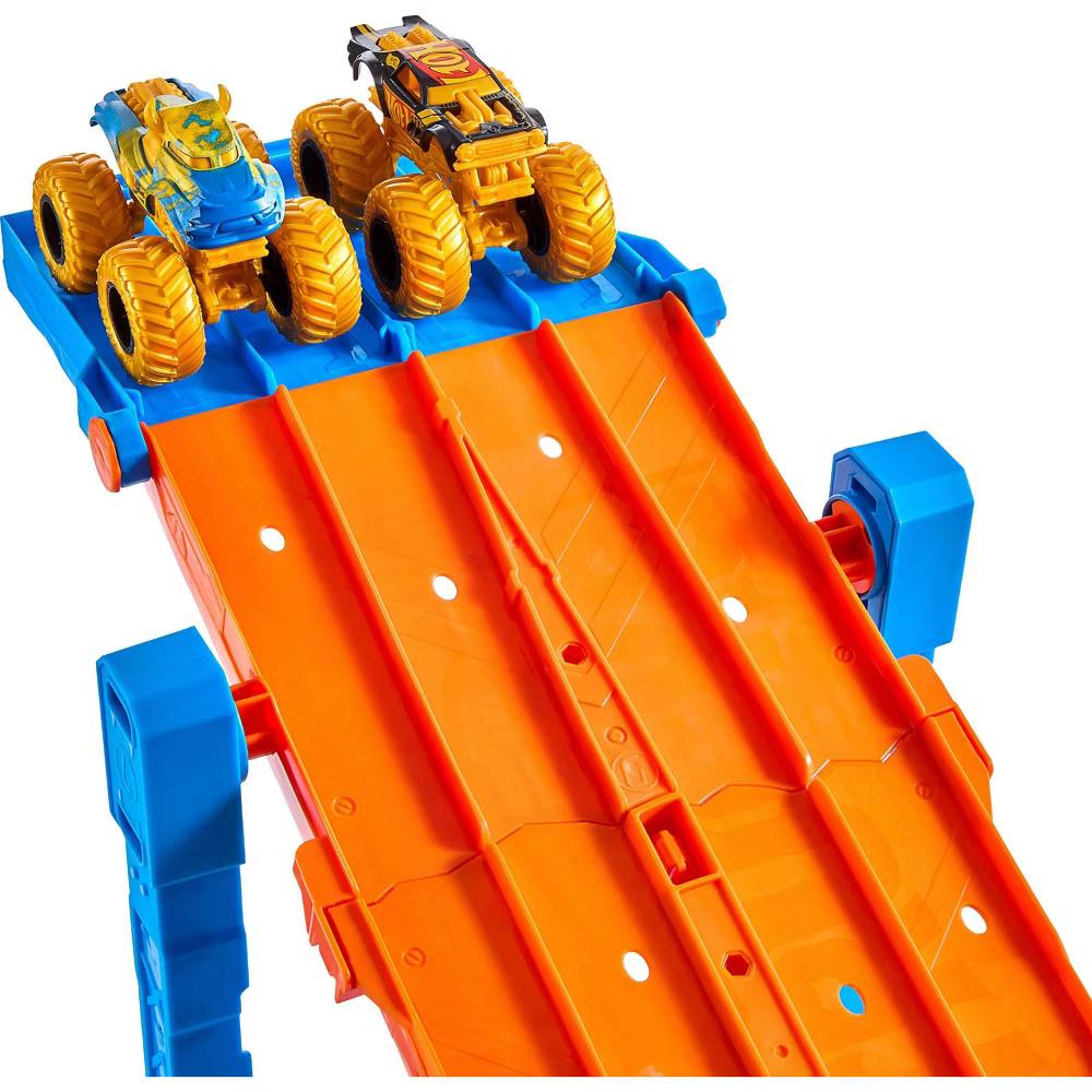 Monster Trucks Dual Terrain Raceway, 4 Feet Long with 2 Toy Trucks & 2 Crushed Cars Toy Vehicle Playsets - Image 4