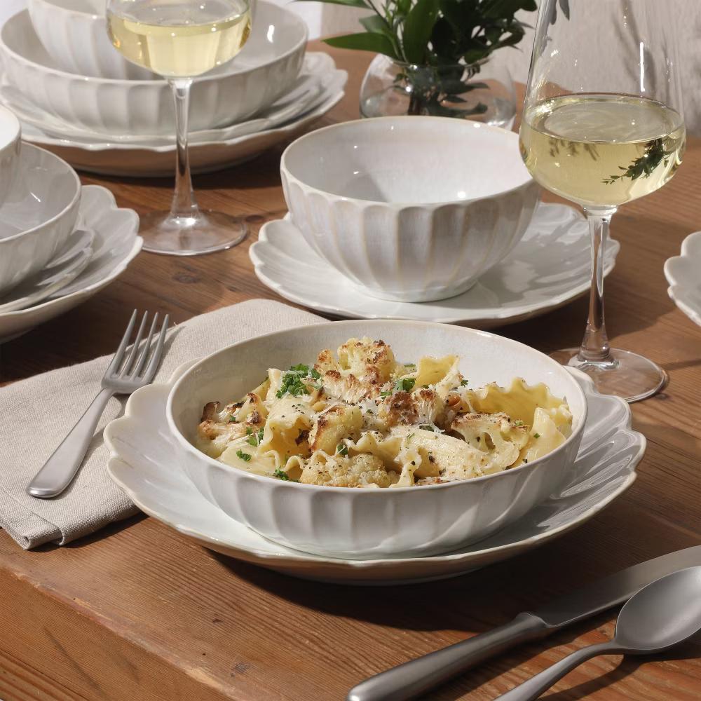 Malibu Shore 16-Piece Scalloped Stoneware Reactive Glaze (Service for 4) Ceramic Plates and Bowls Dinnerware Set - Image 3