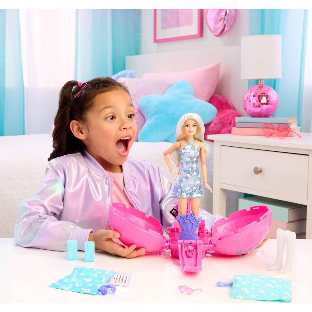 Team Roll and Reveal Pop Star Doll and Accessories with Blonde Fashion Doll 8 Surprises s and Disco Ball Encasement - Image 6