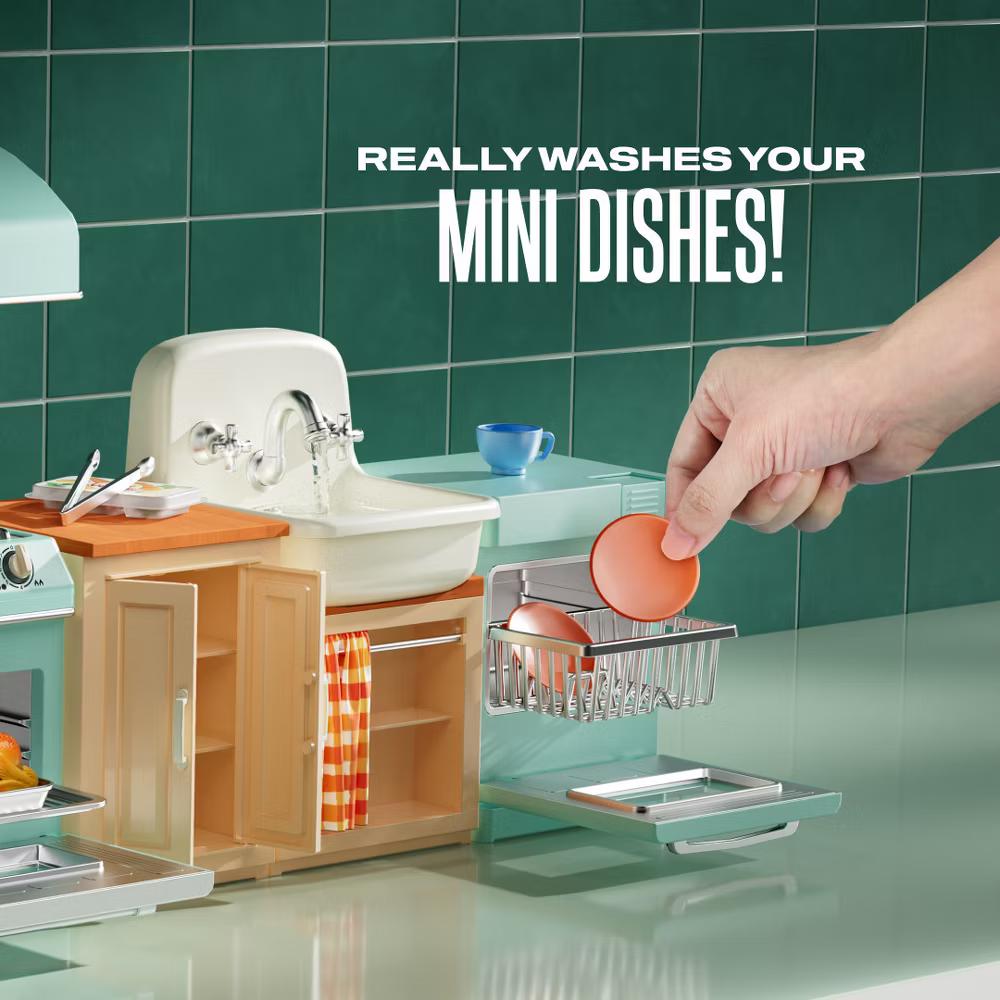 Mini Brands Magic Cook Kitchen Playset - Image 3