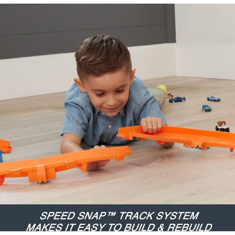 Track Creator Boosted Jump Speedway Set with 1:64 Scale Toy Car and Motorized Booster - Image 6