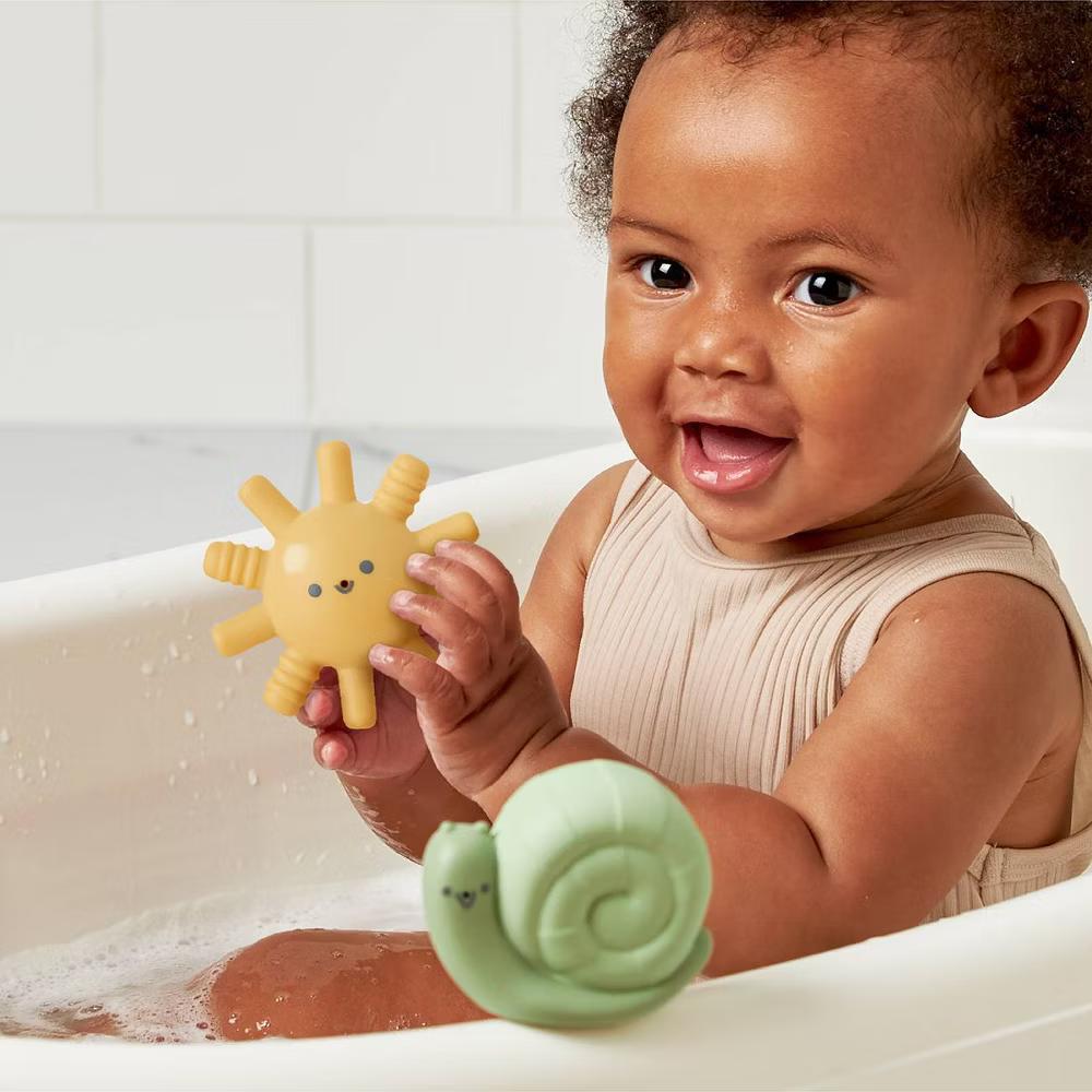 Squirt Bath Toy - Characters: Educational Focus, Fine Motor Skills, 4 Pieces - Image 5
