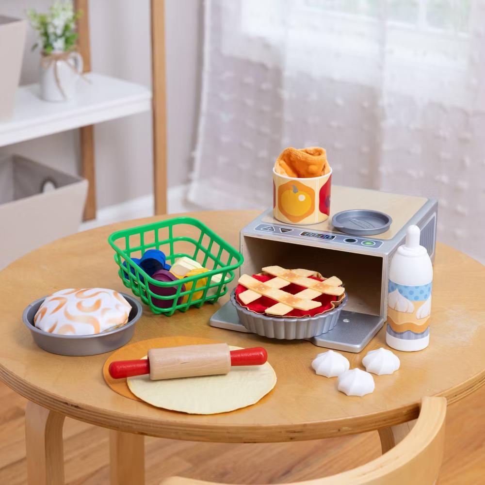 Make and Bake Pies Pretend Play Food Set and Wooden Oven - Image 4