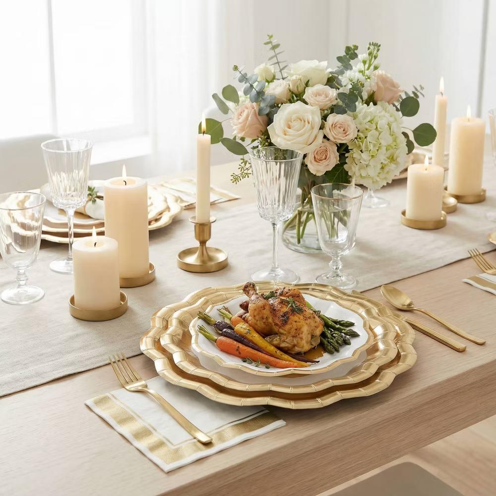 OMG! IT'S PAPER 8ct 10.5" Dinner Paper Plates Gold