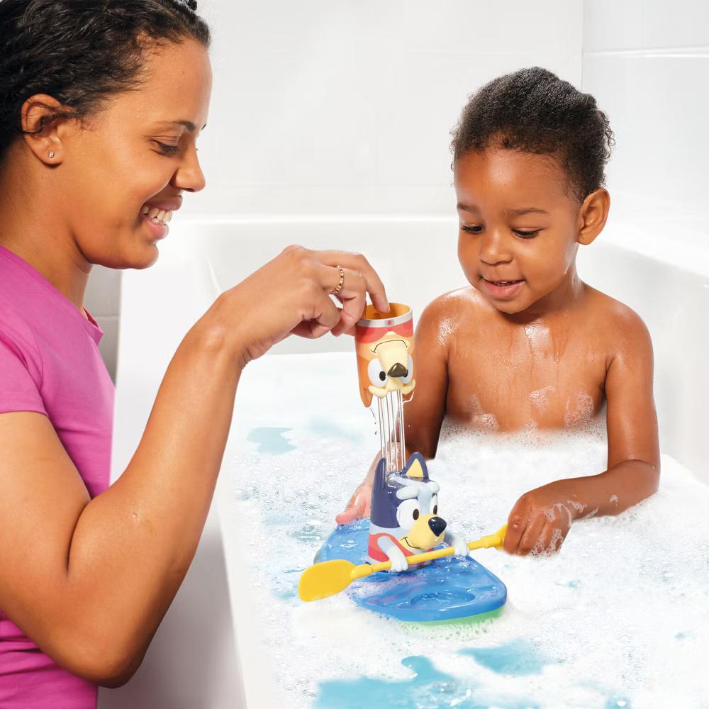 TOMY Toomies Pull and Go Canoe Bath Toy - Image 3