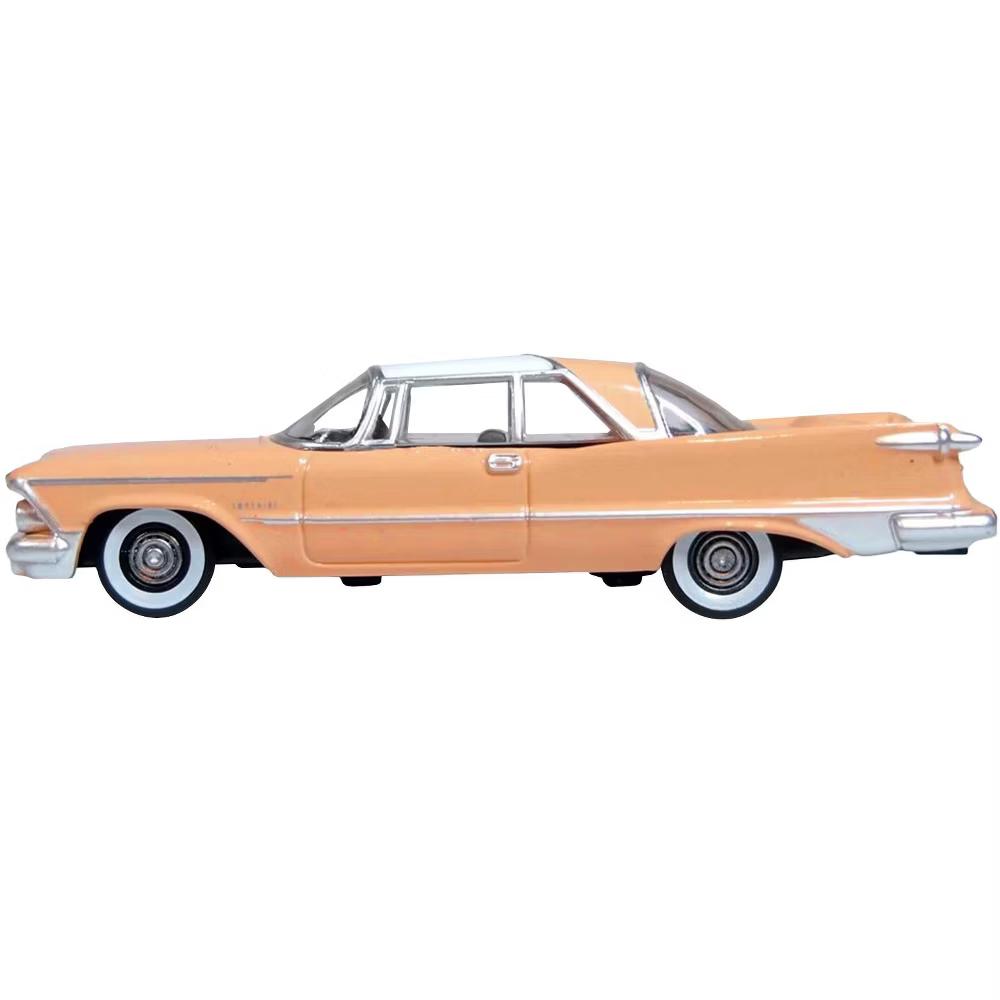 1959 Chrysler Imperial Crown 2 Door Hardtop Persian Pink with White Top 1/87 (HO) Scale Diecast Model Car - Image 2