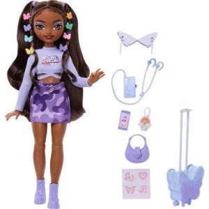 Dream Besties Weekend Getaway Brooklyn Fashion Doll with 7 Travel Themed Accessories