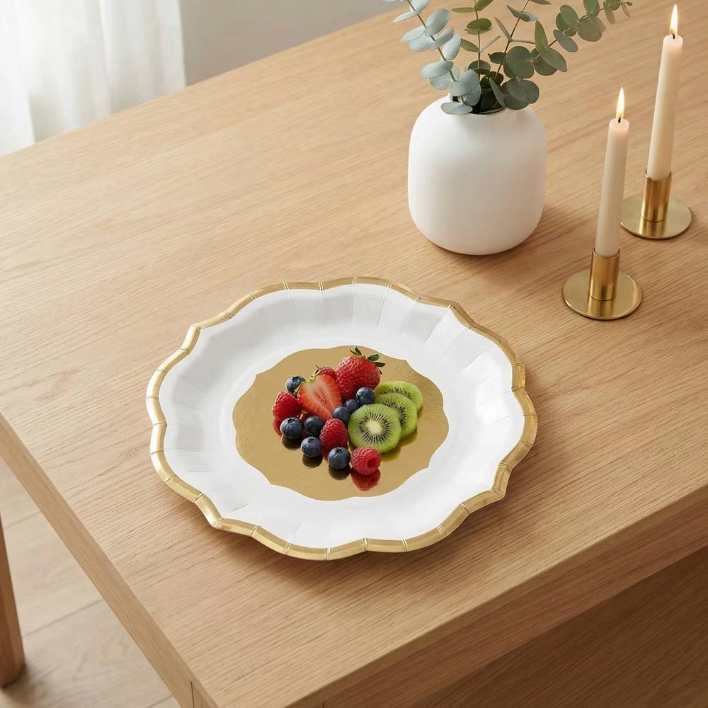 OMG! IT'S PAPER 8ct Salad Paper Plates Gold - Image 2