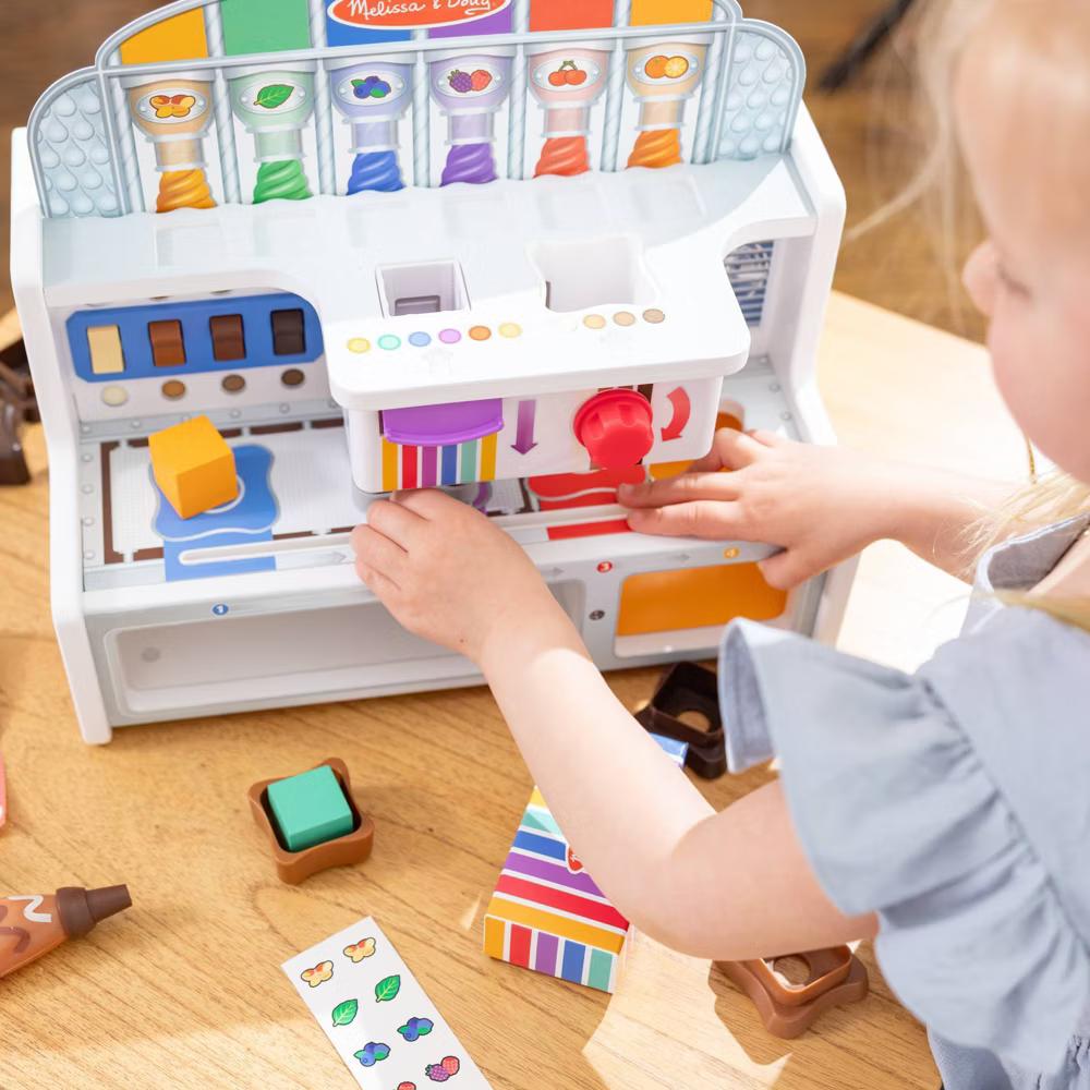 Wooden Chocolate Factory Pretend Play Set, Play Food Candy Maker for Boys and Girls: Creative Skills, Wooden Accessories - Image 6