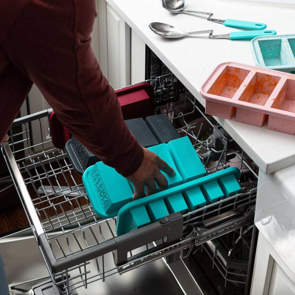 Souper Cubes Food Freezing Tray with Lid Aqua Blue: Silicone Freezer Tray, Stackable, Dishwasher & Oven Safe - Image 2