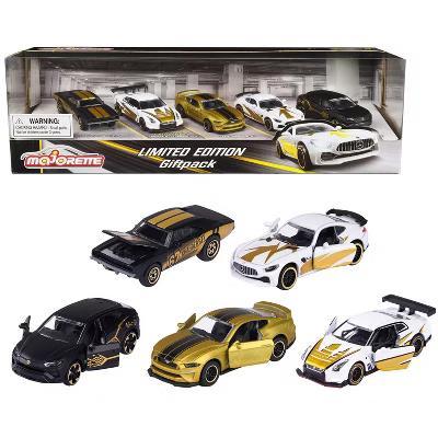 Limited Edition Giftpack "Series 9" 5 Piece Set 1/64 Diecast Model Cars