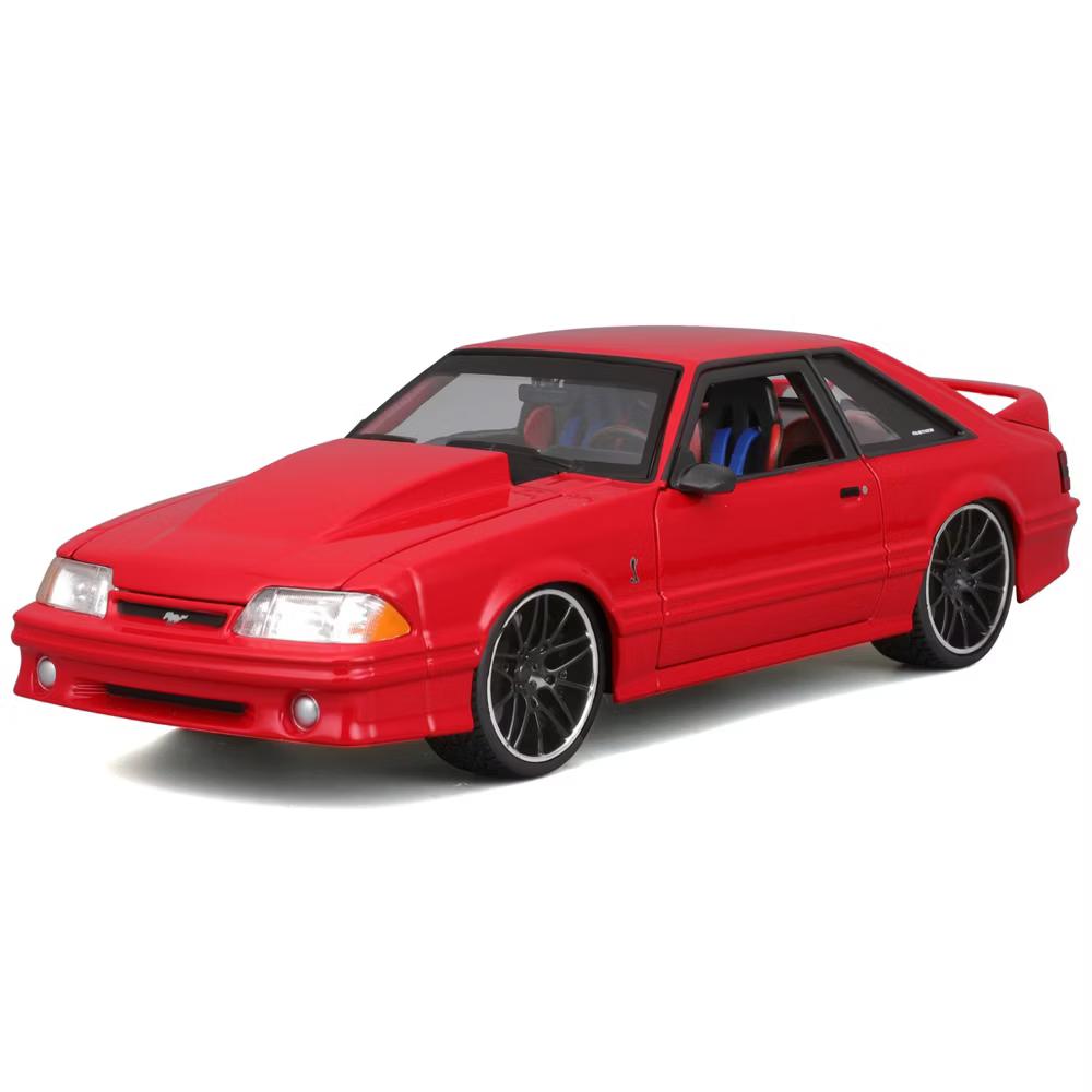 1:24 Diecast - 1993 Ford Mustang SVT Cobra Red, Classic Muscle Model Car - Image 3