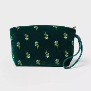 green-velvet-embroidery