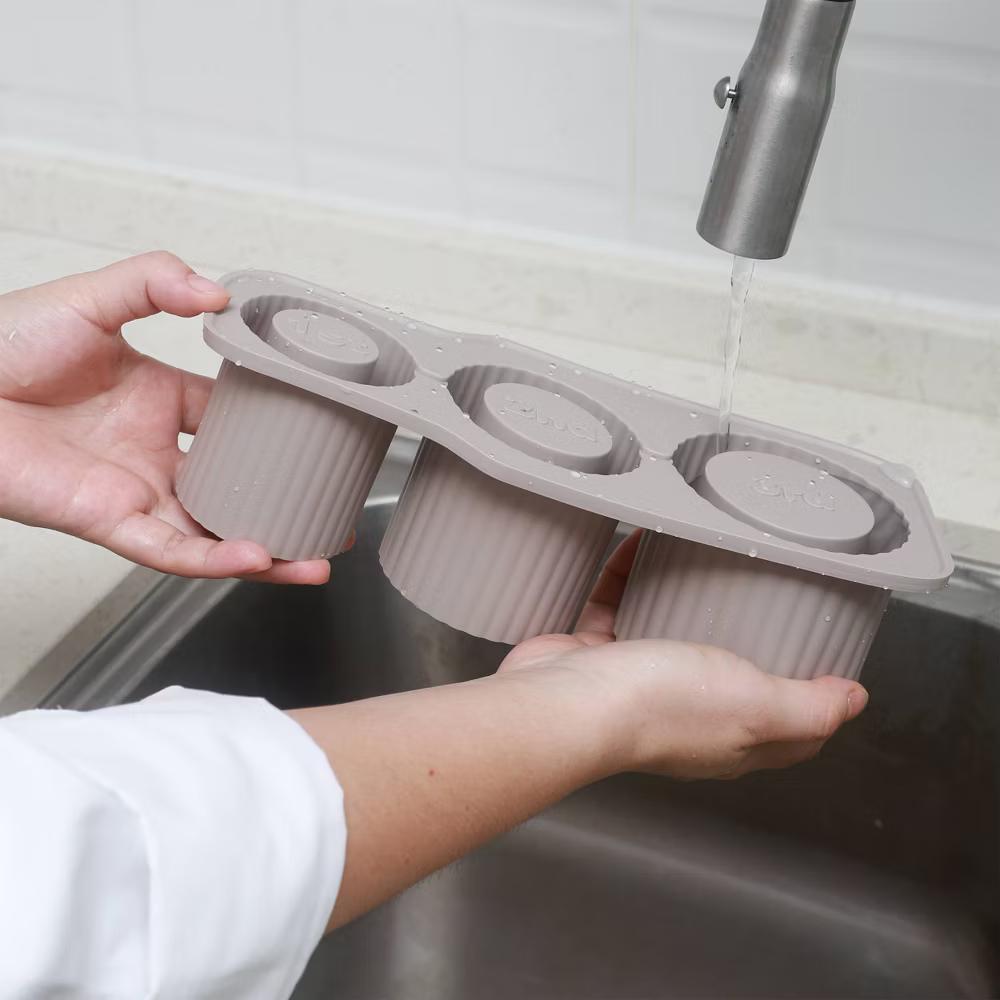 40oz Silicone 3 Tier Tumbler Ice Mold with Lid - Image 17