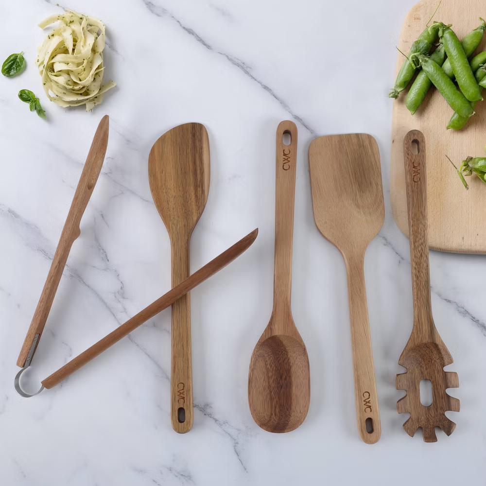 Pasta Spoon Wood - Image 3