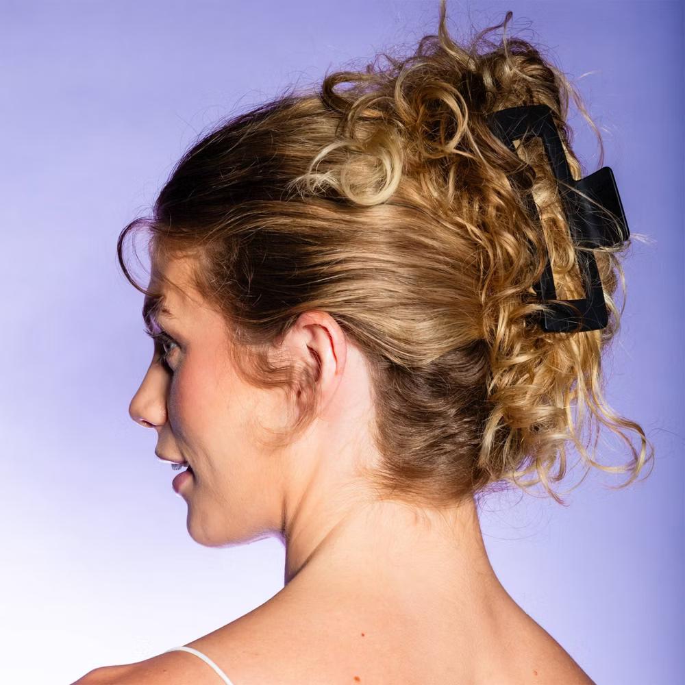 Locked In Jumbo Claw Clip for Thick Hair - Black