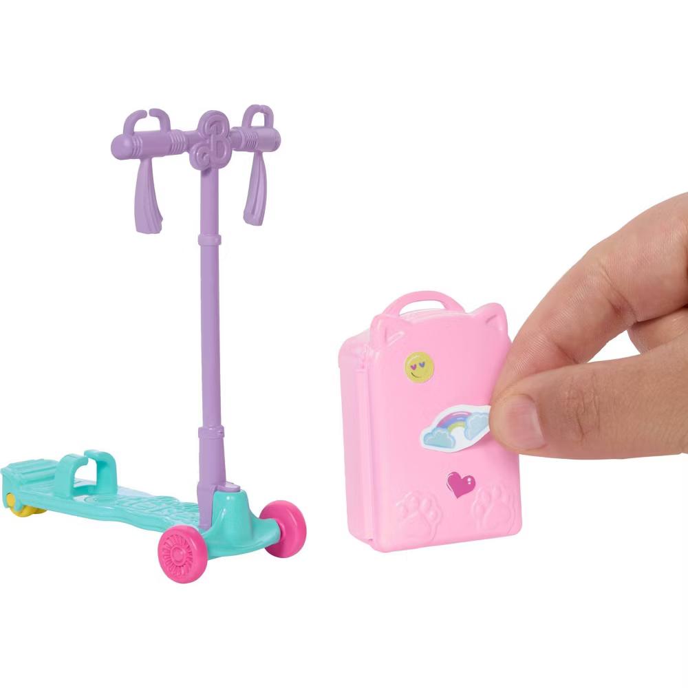 Club Chelsea Limitless Adventure Doll Scooter Suitcase and Accessories - Image 3
