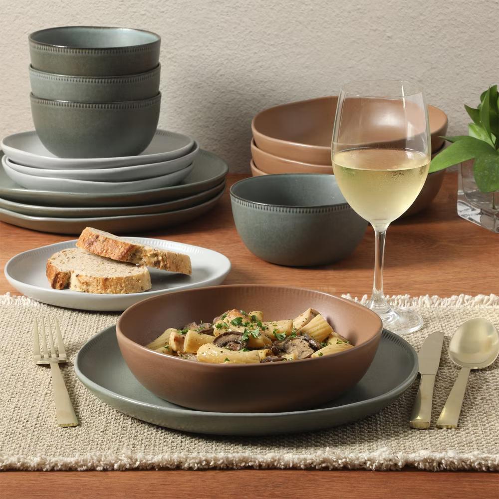 Menlo Park 16-Piece Stoneware Dinnerware Set – Reactive Glaze, Embossed Plates and Bowls, Service for 4 - Image 3