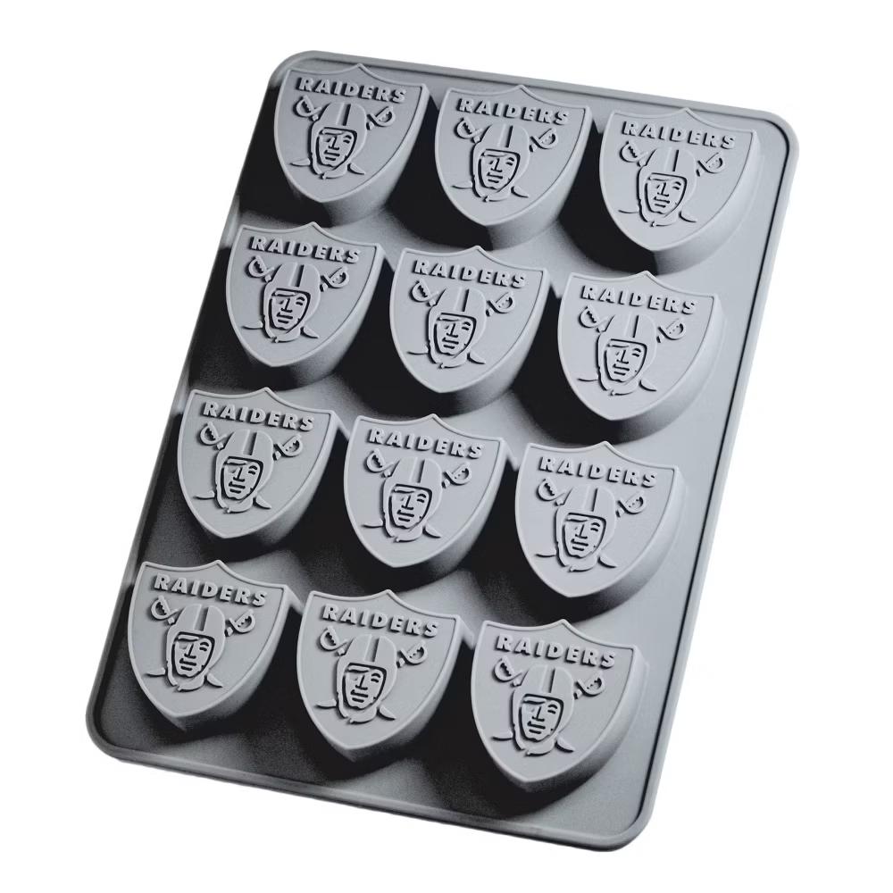 FanPans 2-Pack Team Ice Cube Trays - NFL Las Vegas Raiders - Image 2