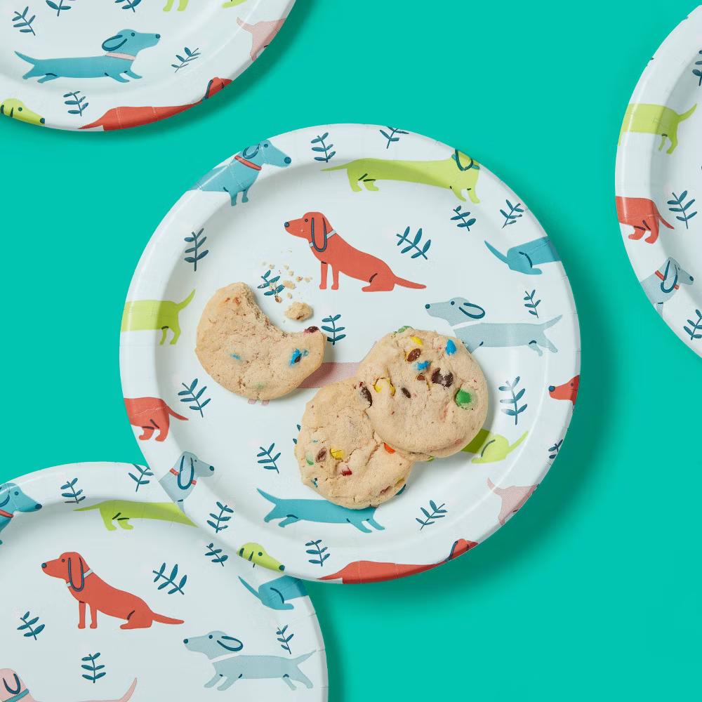 Dogs Paper Plate 8.5" - 40ct - Round Shape, Disposable Dinnerware - Image 2