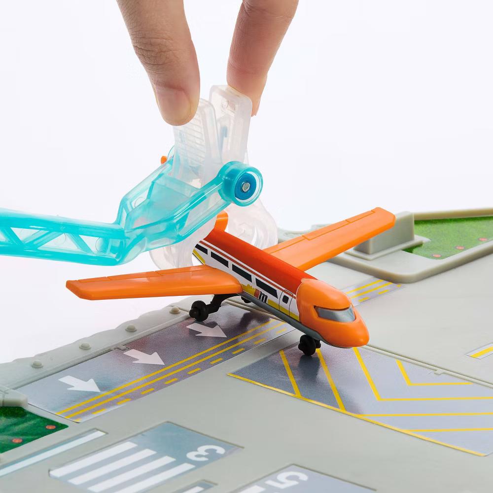 Matchbox Airport Takeoff Adventure Playset with Diecast Toy Audi Car & Plastic Plane - Image 3