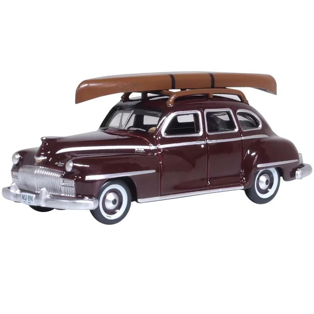 1946 DeSoto Suburban with Roof Rack and Canoe Royal Maroon 1/87 (HO) Scale Diecast Model Car - Image 3