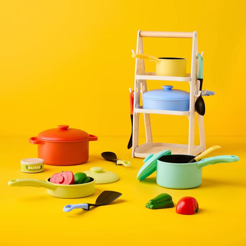 Pots & Pans Set - Creativity & Problem Solving, Fine Motor Skills, 16-Piece Plastic Set - Image 4