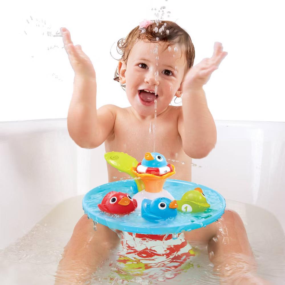 Magical Duck Race Bath Toy