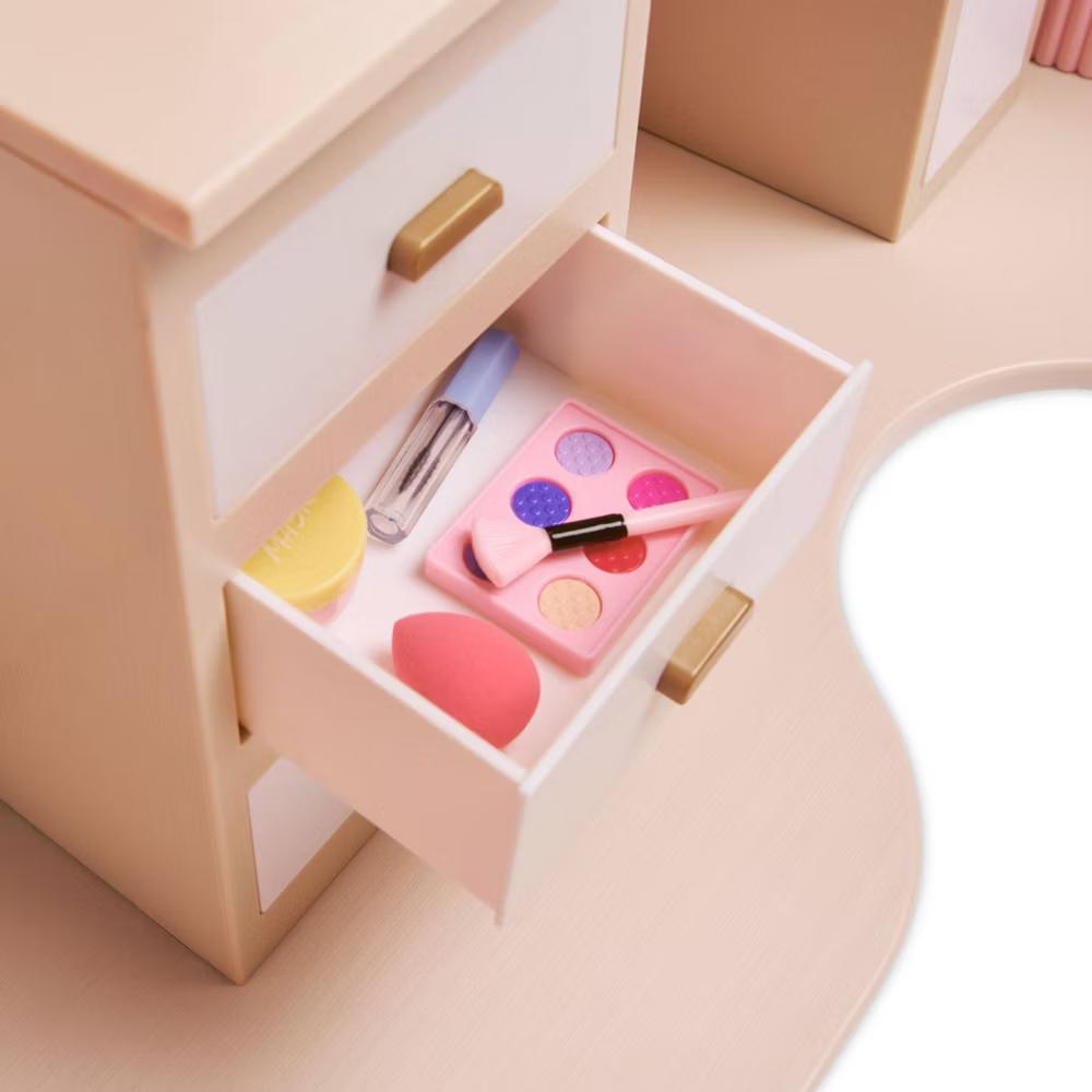 Style & Shine Light-Up Hair Salon Playset & Accessories for 18" Dolls - Image 2