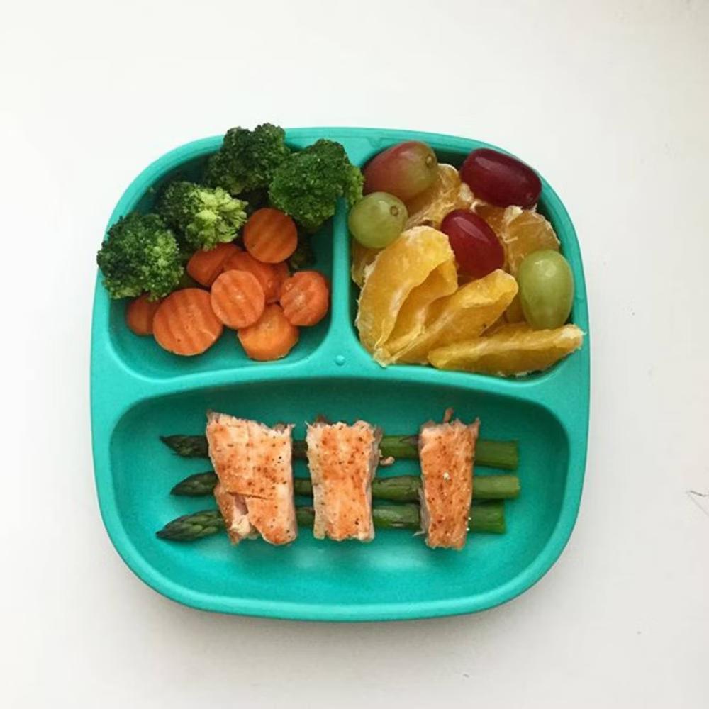 Re-Play 4pc - Divided Plates - Image 4