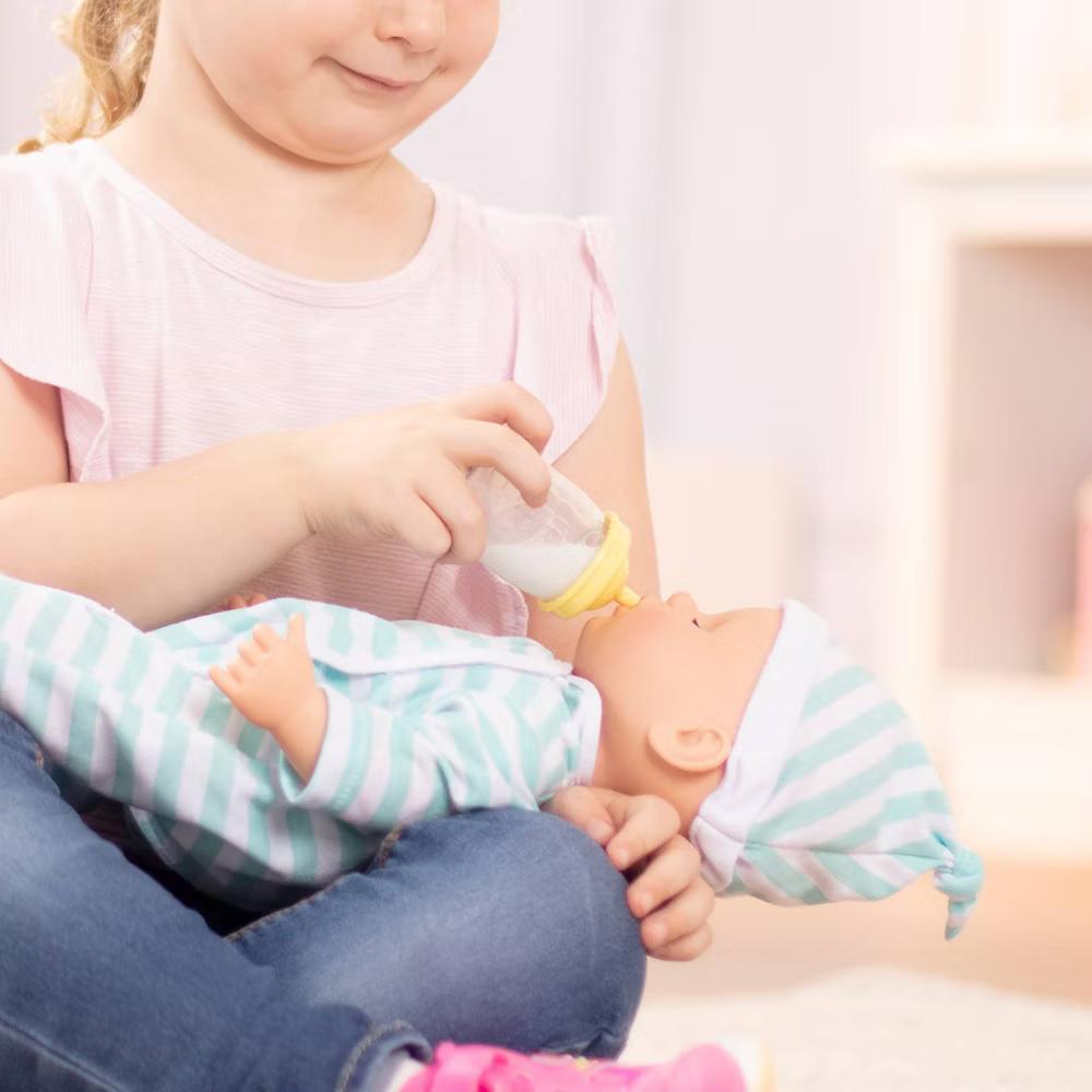 Mine to Love Mealtime Play Set for Dolls with Bottle, Pretend Baby Food Jars, Snack Pouch - 24pc - Image 5