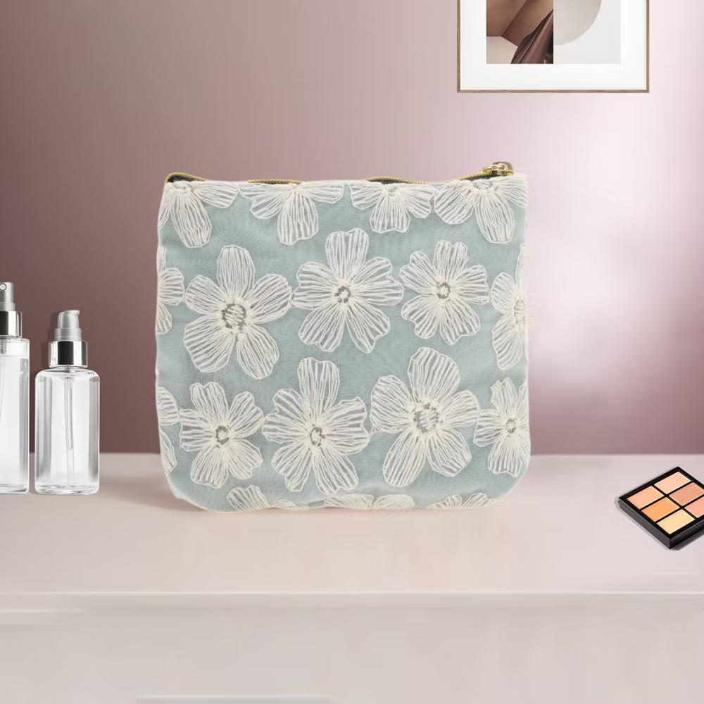 Lightweight Makeup Bag 1 Pc - Image 6