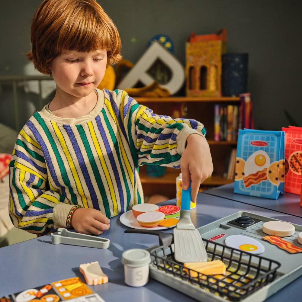 Flip & Fry Grill Play Set with Water WOW!® Color Changing Play Food Preschool Toy - Image 6