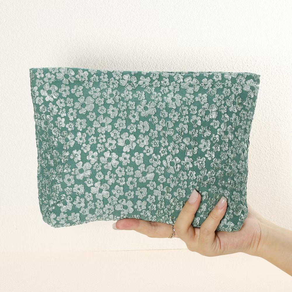 Portable Travel Floral Canvas Zipper-Closure Makeup Bag 1 Pc - Image 17