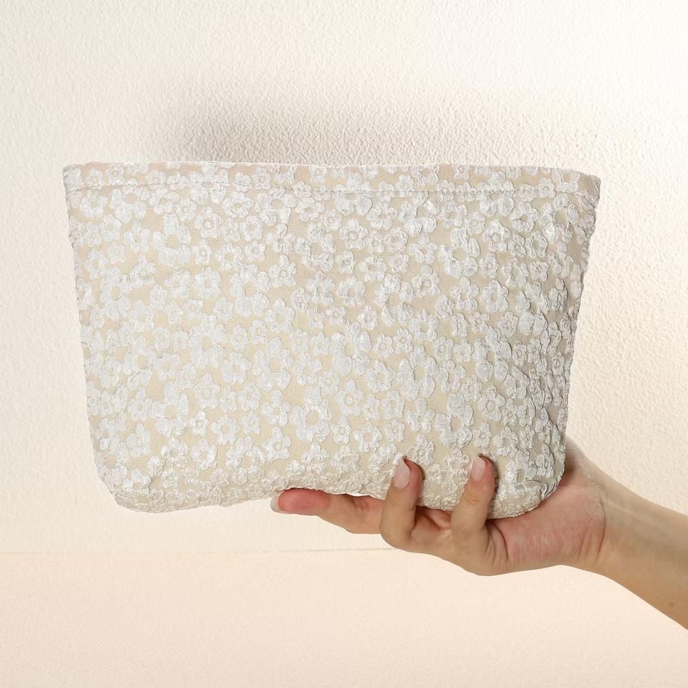Portable Travel Floral Canvas Zipper-Closure Makeup Bag 1 Pc - Image 4