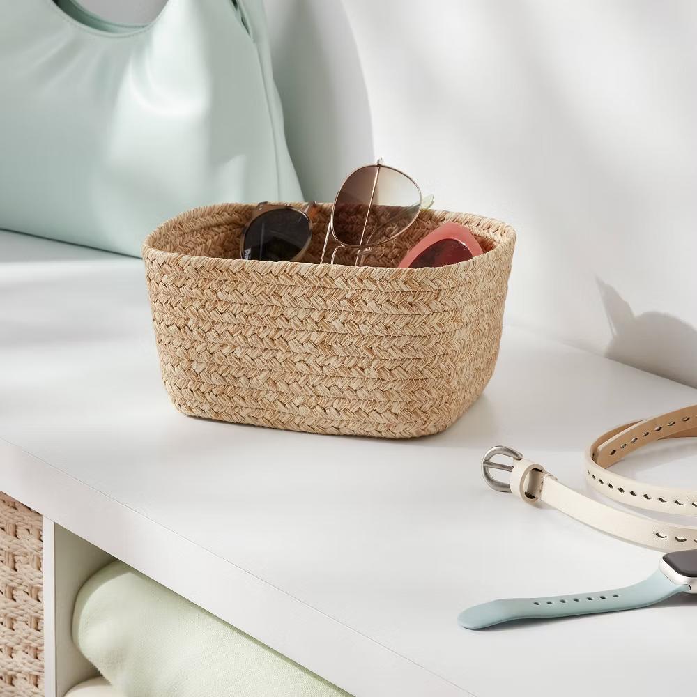 Small Natural Woven Basket - Image 3
