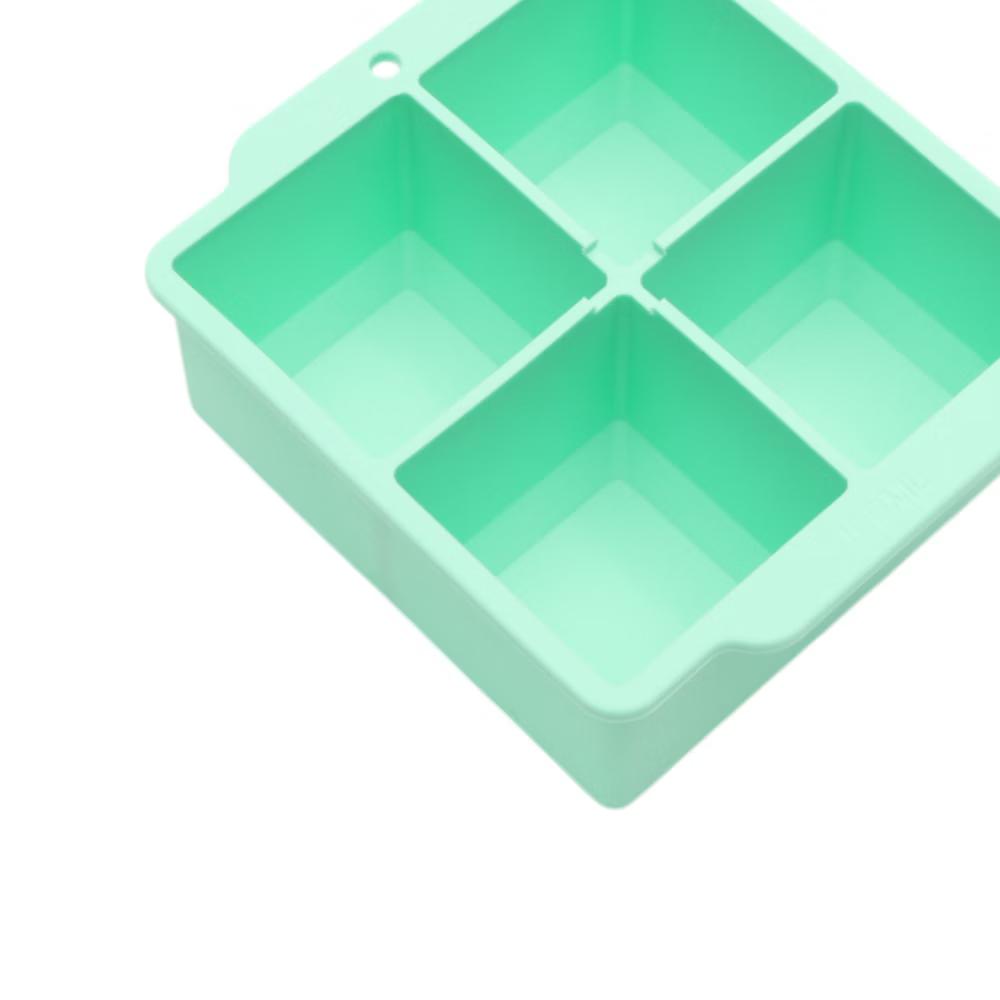 4-Cavity Square Ice Tray with Clear Lid Hand Wash Only Silicone 4.72"x4.33"x2.17" 1 Pc - Image 4