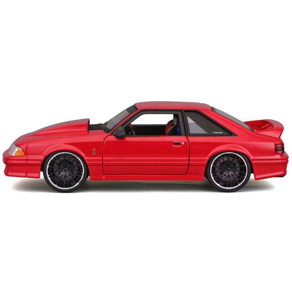 1:24 Diecast - 1993 Ford Mustang SVT Cobra Red, Classic Muscle Model Car - Image 5