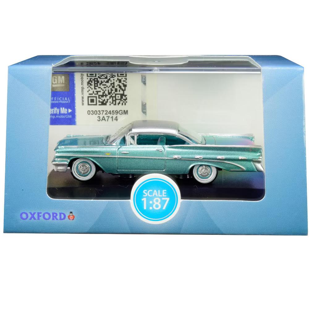 1959 Pontiac Bonneville Coupe Seaspray Green with Silver Top 1/87 (HO) Scale Diecast Model Car - Image 3