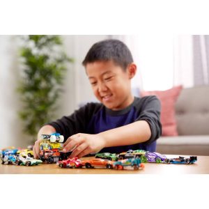 Cars & Trucks Set with 1 Exclusive Car - 1:64 Scale - 8pk
